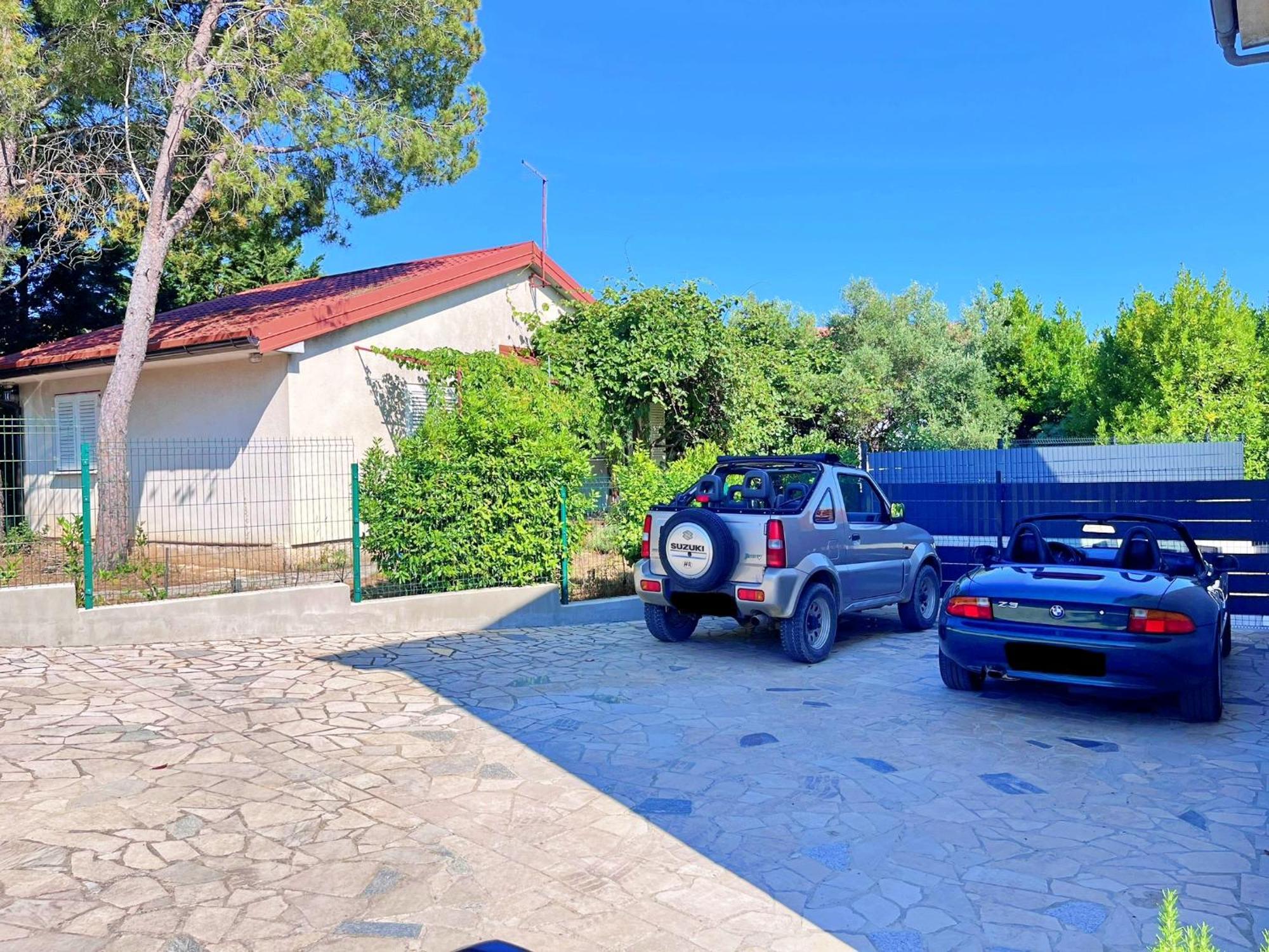 Adria Holiday Home Pinezići Kültér fotó