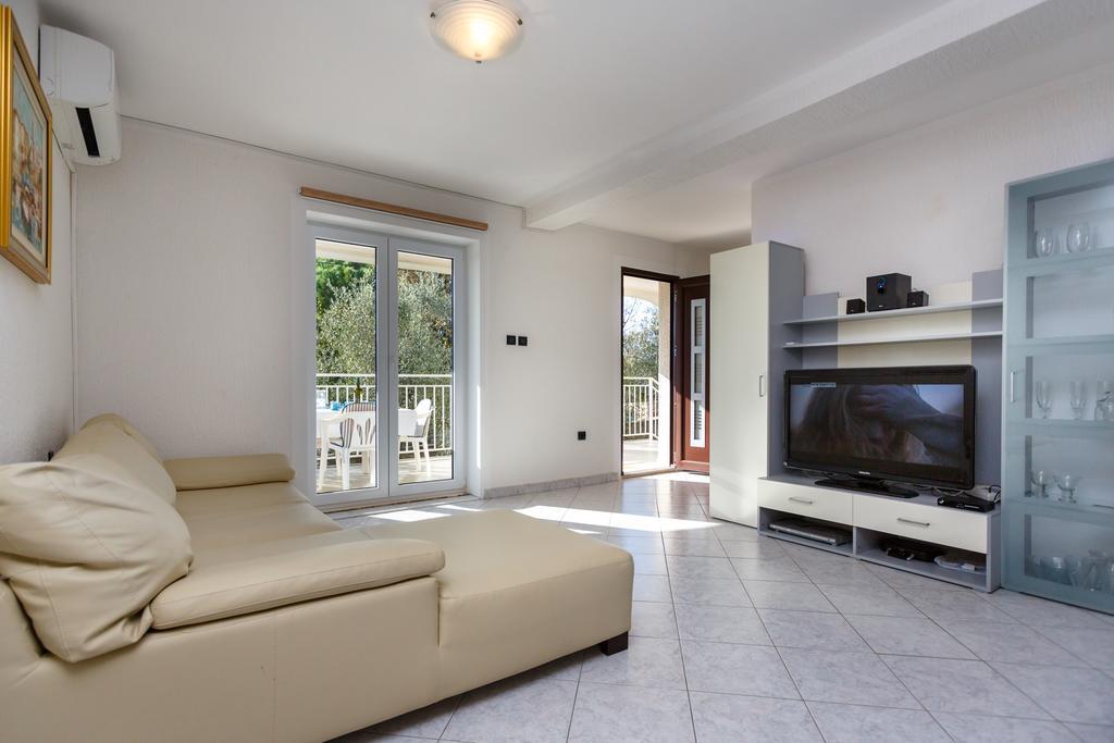 Adria Holiday Home Pinezići Kültér fotó